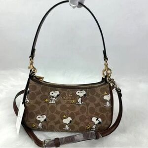 NWT Coach X Peanuts Teri Shoulder Bag In Signature Canvas With Snoopy Print